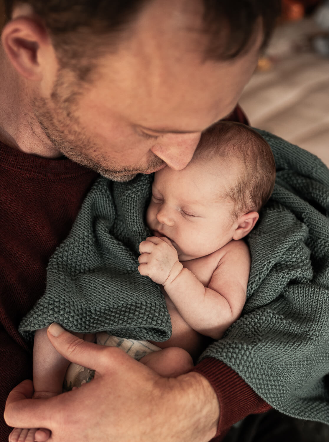 papa-baby-familie